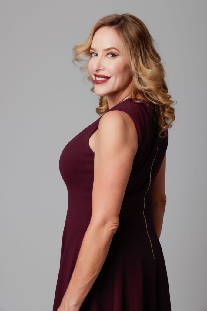 Kara Moorhouse – Signed with Exxcel