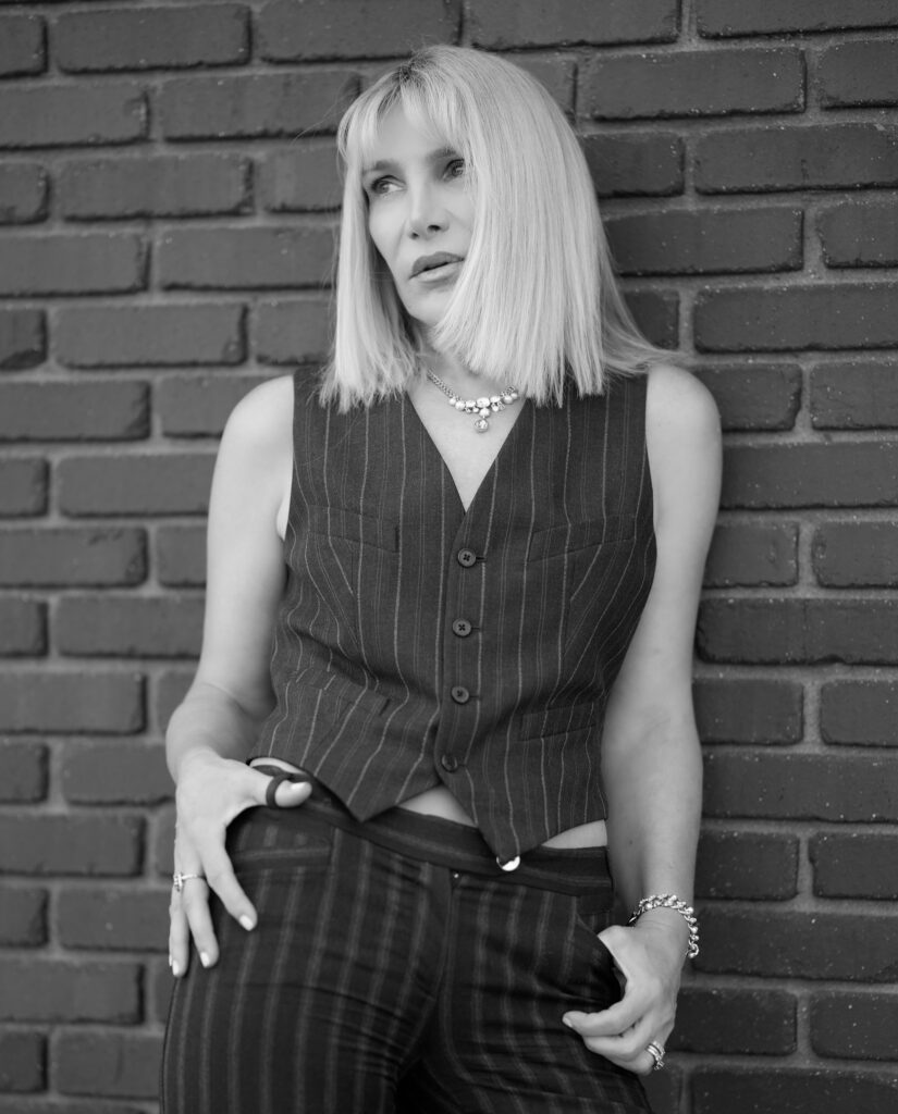 Lilana signed with exxcelmodeltalent