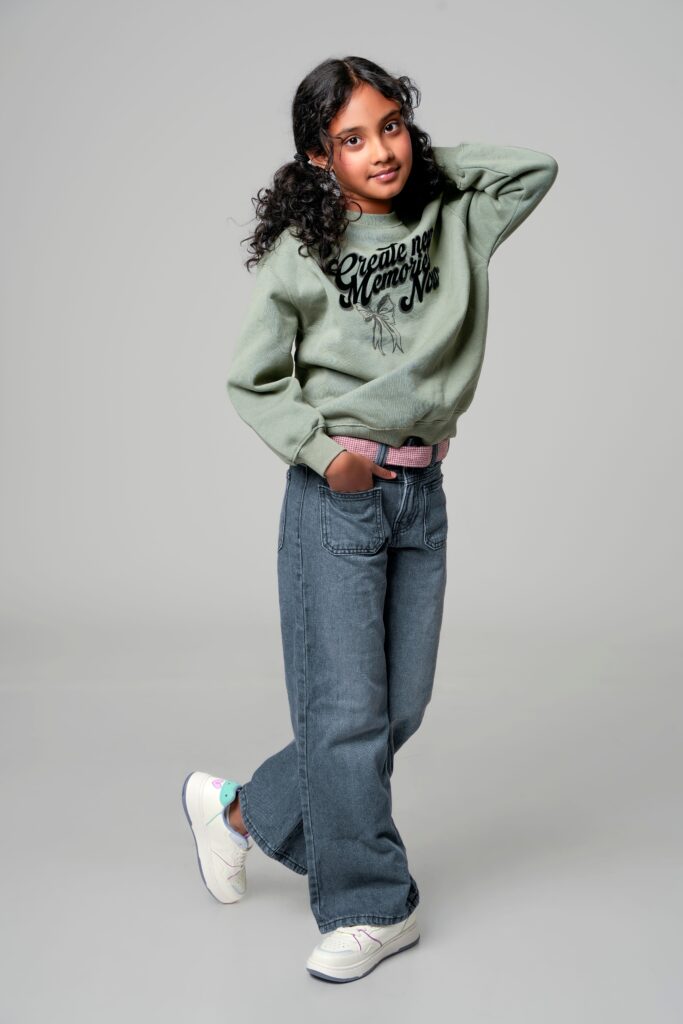 Jeiya signed with Exxcel non-exclusive