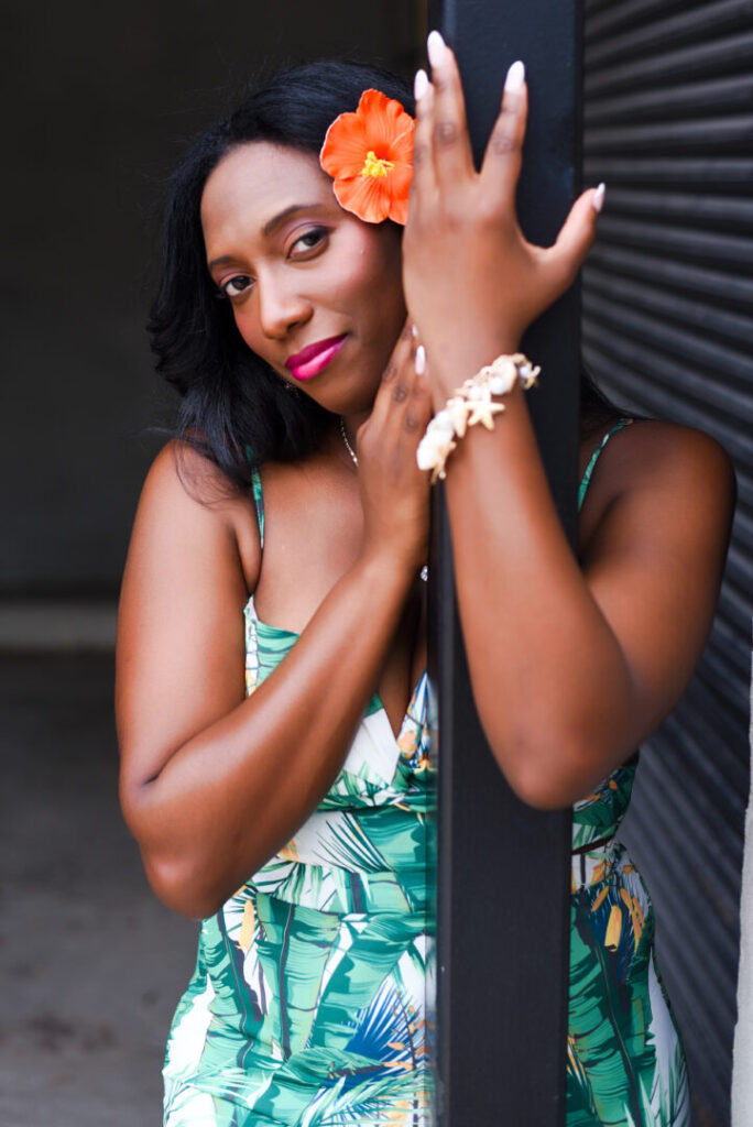 Ariel Williams/Bonita T Entourage Model & Talent 1 Year Exclusive.